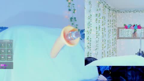 Tiffanny online show from 10-28-25, 09:13