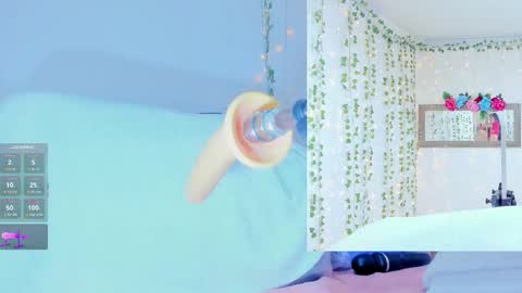 Tiffanny online show from 10-30-25, 09:11