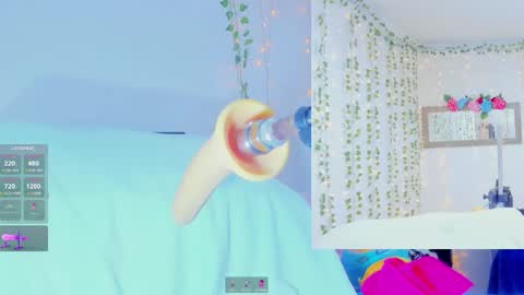 Tiffanny online show from 11-03-25, 09:10