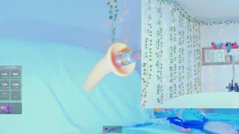 Tiffanny online show from 11-04-25, 09:08