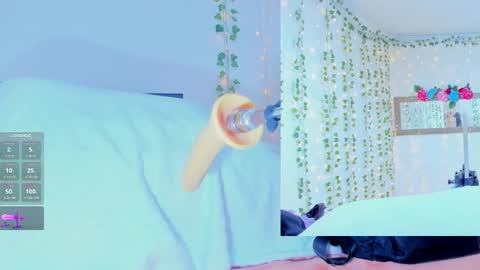 Tiffanny online show from 11-08-25, 09:09