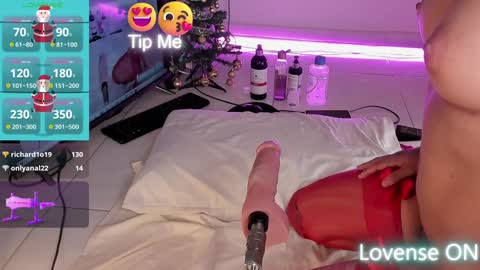 Snapshot of tiffannyy_ chatting on 12-25-24, 11:20 teffy online show from 12-25-24, 11:20