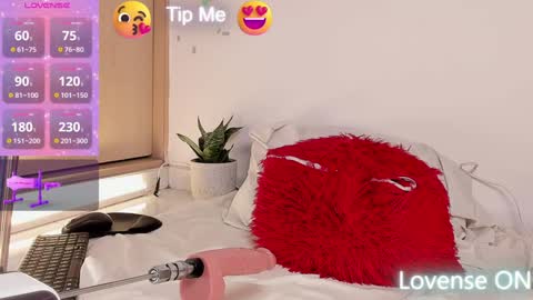 Snapshot of tiffannyy_ chatting on 01-23-25, 11:47 teffy online show from 01-23-25, 11:47