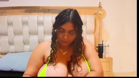 Tiffany and Stacy online show from 11-29-25, 07:50