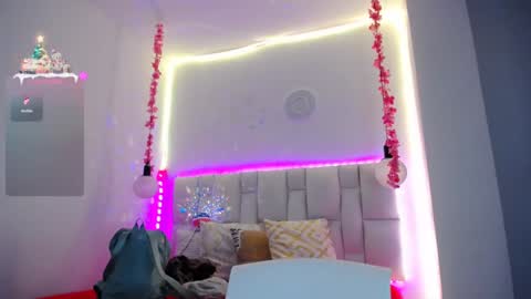 tiffany online show from 12-21-24, 08:54