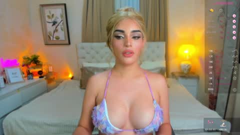 Snapshot of tiffany_cams chatting on 02-01-25, 12:29 Tiffany online show from 02-01-25, 12:29