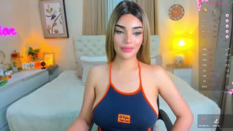 Snapshot of tiffany_cams chatting on 03-06-25, 06:41 Tiffany online show from 03-06-25, 06:41