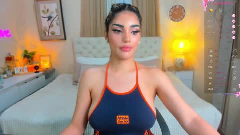 Snapshot of tiffany_cams chatting on 03-08-25, 02:45 Tiffany online show from 03-08-25, 02:45