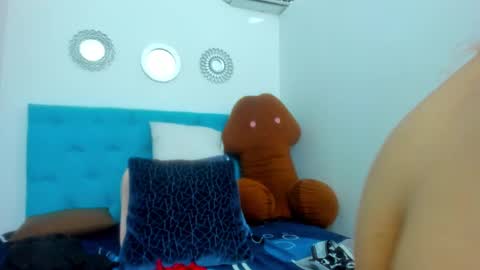 tiffany  online show from 10-17-25, 02:15