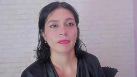 tiffany_mendez online show from 01-21-25, 03:21