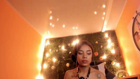 tiffany_sander online show from 12-15-24, 05:13