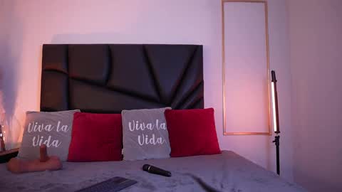 tiffany_sander online show from 10-24-25, 04:09