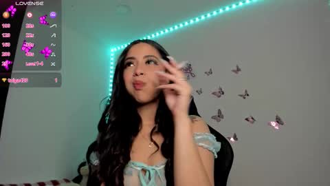 Snapshot of tiffany_sofia_ chatting on 11-11-25, 09:48 tiffany sofia online show from 11-11-25, 09:48