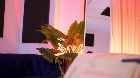 Tiff online show from 03-01-26, 04:14