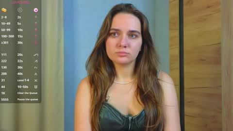 Im Emily online show from 10-06-25, 06:05