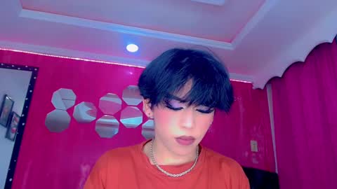 Snapshot of tiffanymackensyy69 chatting on 10-31-25, 12:55 tiffanymackensyy69 online show from 10-31-25, 12:55