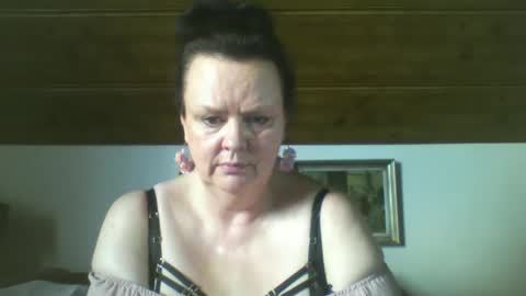 TiffanyMature online show from 09-09-25, 02:27