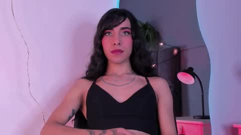 Tiffany  online show from 11-07-25, 08:09