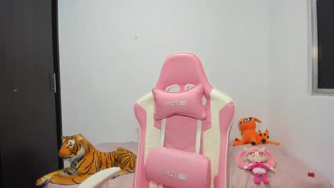 Ana online show from 02-26-25, 01:00
