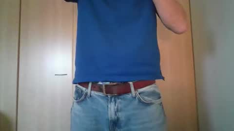 Snapshot of tigerjow941808 chatting on 12-01-25, 08:30 tigerjow941808 online show from 12-01-25, 08:30