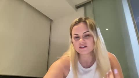 Snapshot of tigoldbitties11 chatting on 02-27-25, 09:32 Lexi online show from 02-27-25, 09:32