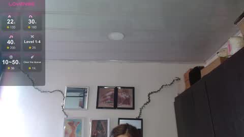 Snapshot of tiina_hz chatting on 11-02-25, 06:32 Tiina hz online show from 11-02-25, 06:32