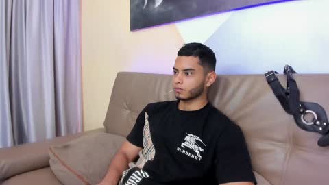 Snapshot of tiler_price chatting on 01-10-25, 08:04 Tyler online show from 01-10-25, 08:04