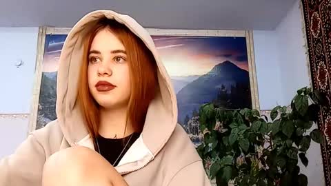 Natalie online show from 02-10-26, 08:07