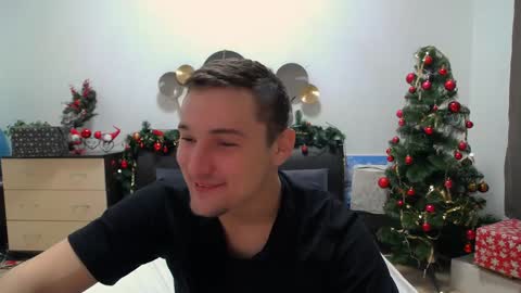 Snapshot of tim_mart chatting on 12-23-24, 01:13 ask me online show from 12-23-24, 01:13