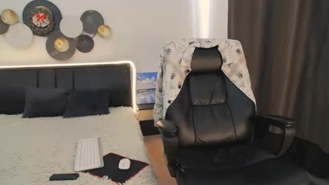 Snapshot of tim_mart chatting on 01-05-25, 09:48 ask me online show from 01-05-25, 09:48