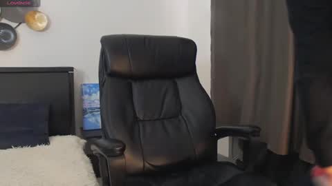 Snapshot of tim_mart chatting on 01-14-25, 10:48 ask me online show from 01-14-25, 10:48