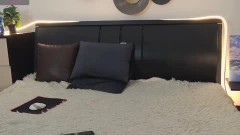 Snapshot of tim_mart chatting on 01-16-25, 10:42 ask me online show from 01-16-25, 10:42