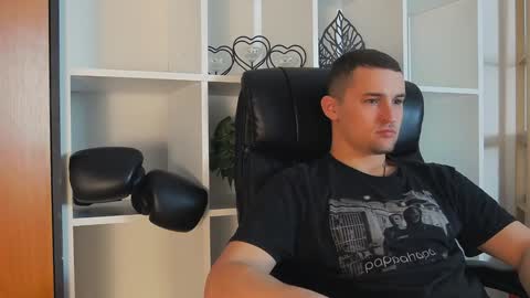 Snapshot of tim_mart chatting on 01-30-25, 08:11 ask me online show from 01-30-25, 08:11