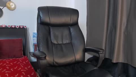 Snapshot of tim_mart chatting on 02-12-25, 07:55 ask me online show from 02-12-25, 07:55