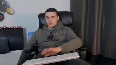 Snapshot of tim_mart chatting on 02-15-25, 02:33 ask me online show from 02-15-25, 02:33