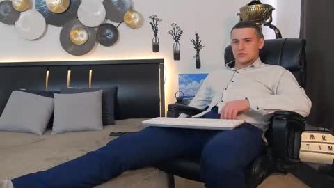 Snapshot of tim_mart chatting on 02-24-25, 10:37 ask me online show from 02-24-25, 10:37