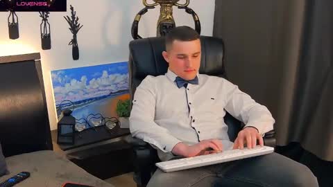 Snapshot of tim_mart chatting on 02-26-25, 04:24 ask me online show from 02-26-25, 04:24