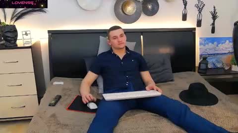 Snapshot of tim_mart chatting on 03-02-25, 04:21 ask me online show from 03-02-25, 04:21