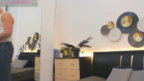 Snapshot of tim_mart chatting on 03-08-25, 02:08 ask me online show from 03-08-25, 02:08