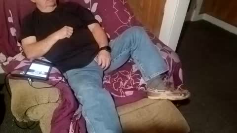 Snapshot of timamanda chatting on 11-12-25, 04:07 Tim Amanda online show from 11-12-25, 04:07