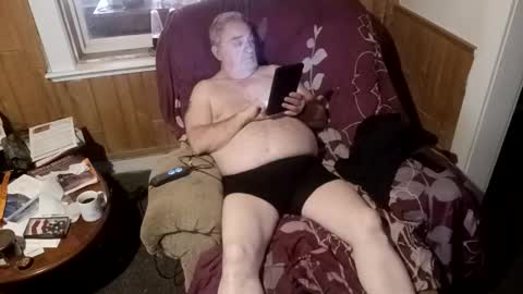 Snapshot of timamanda chatting on 11-17-25, 04:35 Tim Amanda online show from 11-17-25, 04:35