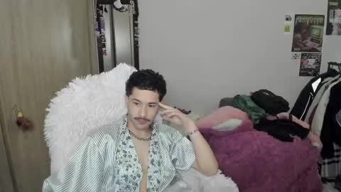 Snapshot of timgreen420 chatting on 12-12-24, 05:20 timgreen420 online show from 12-12-24, 05:20