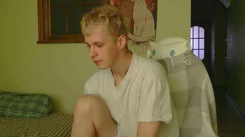 Snapshot of timkinky chatting on 10-15-25, 07:41 Tim WhiteS online show from 10-15-25, 07:41