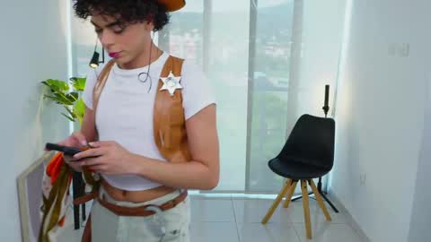 timmyshy online show from 10-31-25, 07:48