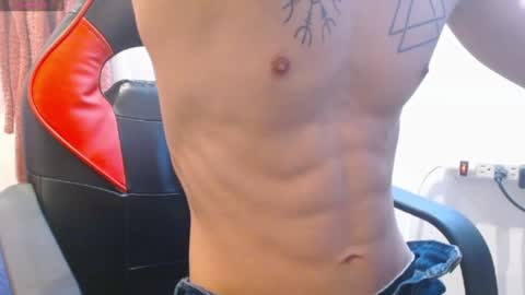 timmyturner14 online show from 10-04-25, 12:36