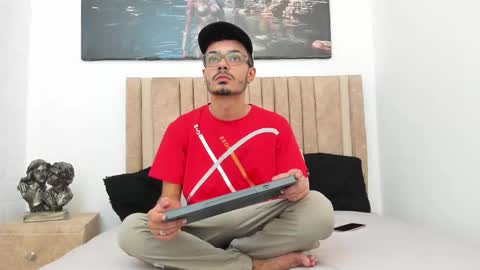 Evans  online show from 11-01-25, 08:33