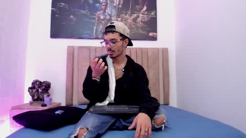 Evans  online show from 12-23-25, 04:10