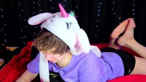 Timothy Fox online show from 10-16-25, 03:18