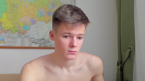 Snapshot of timytwinkboy chatting on 02-05-25, 11:23 Tim online show from 02-05-25, 11:23