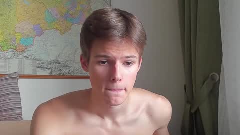 Snapshot of timytwinkboy chatting on 10-02-25, 12:23 Tim online show from 10-02-25, 12:23